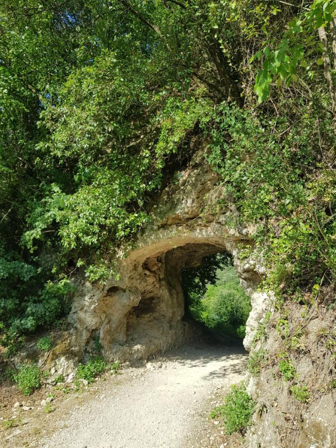 Appartamento Cascate Delle Marmore Kültér fotó