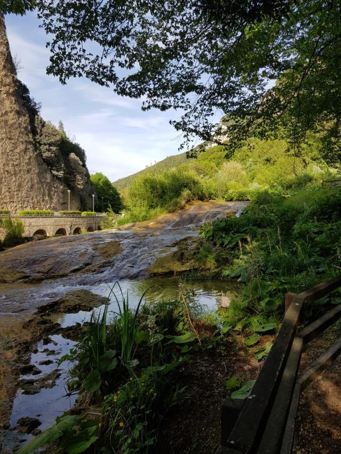 Appartamento Cascate Delle Marmore Kültér fotó