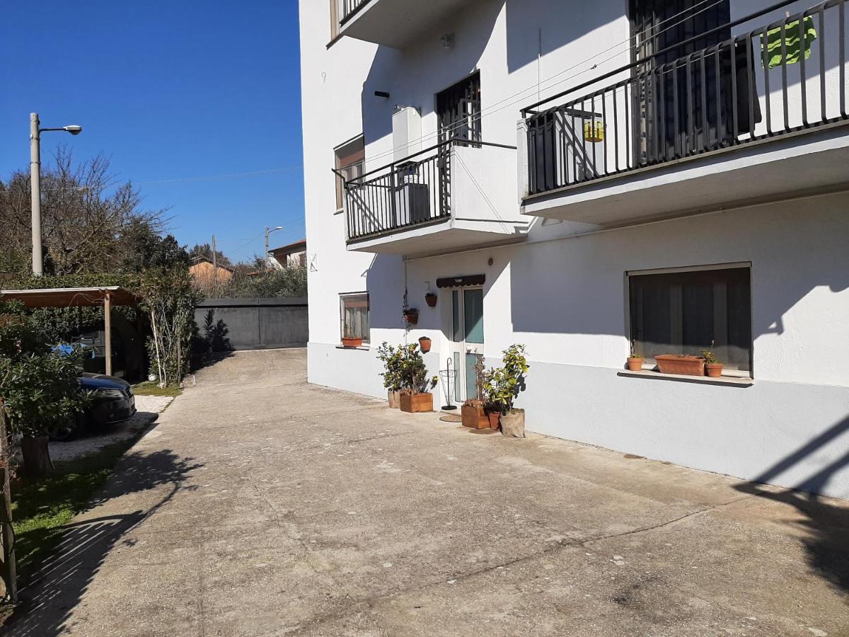 Appartamento Cascate Delle Marmore Kültér fotó